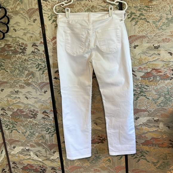 LUCKY BRAND MOLLIE CROP MID RISE WHITE DENIM JEANS SIZE 6/28 - Picture 4 of 15